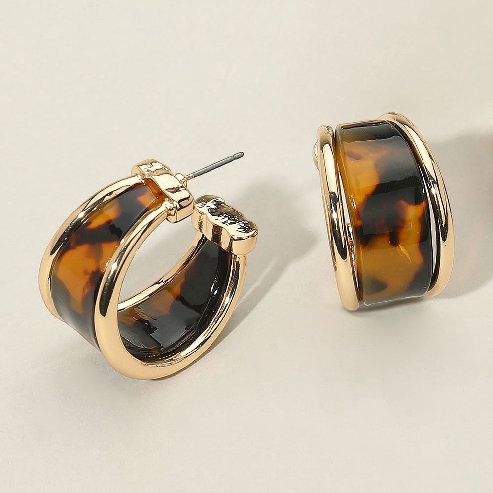 Tortoiseshell Acetate Hoop Earrings Set In Gold